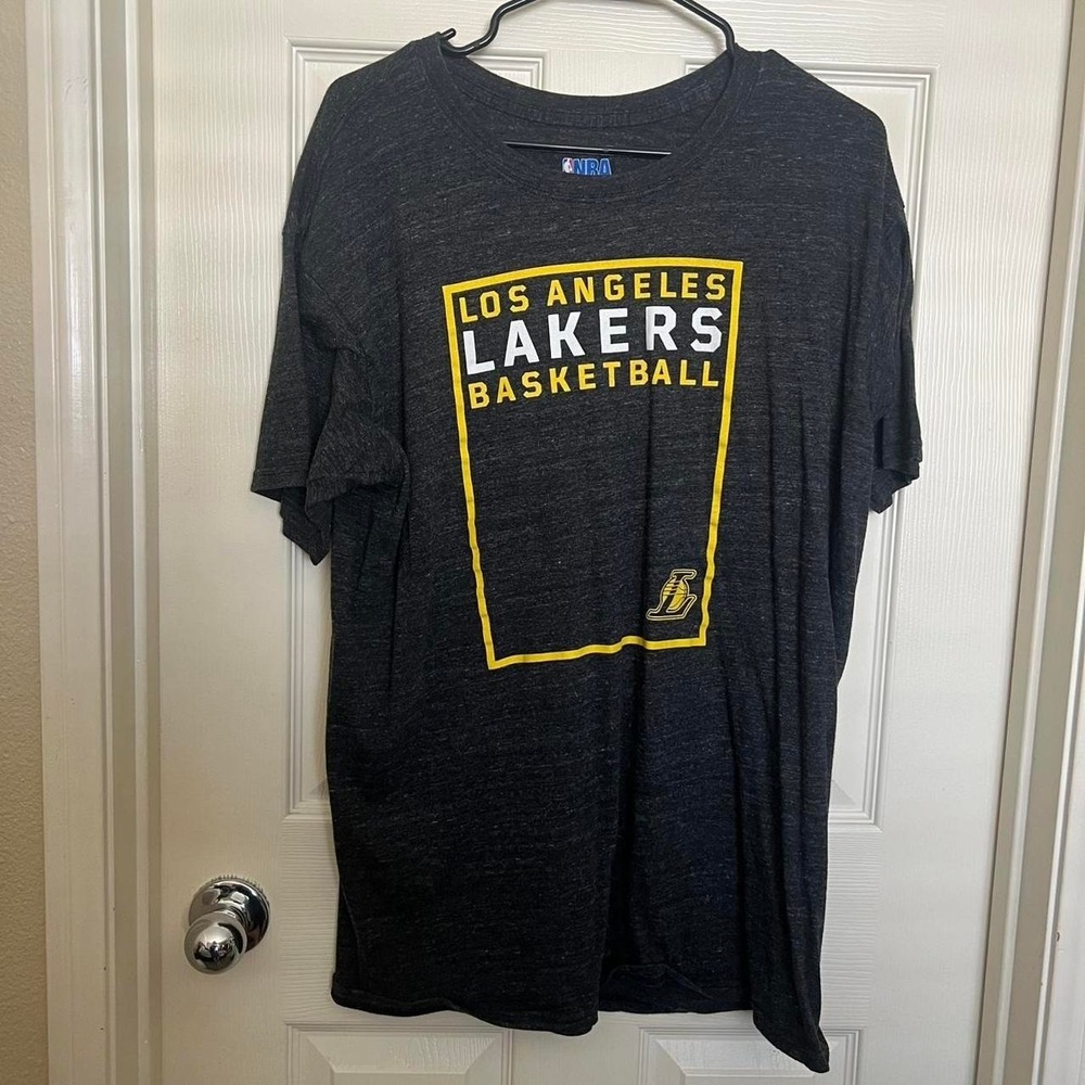 Lakers tshirt